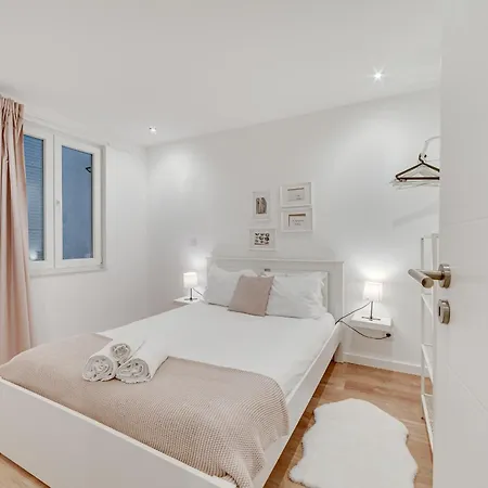 Taipas Cozy Apartments Lisbon Exterior photo