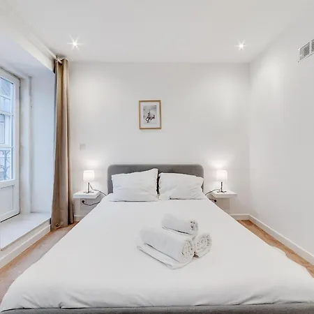 Taipas Cozy Apartments Lisbon Exterior photo